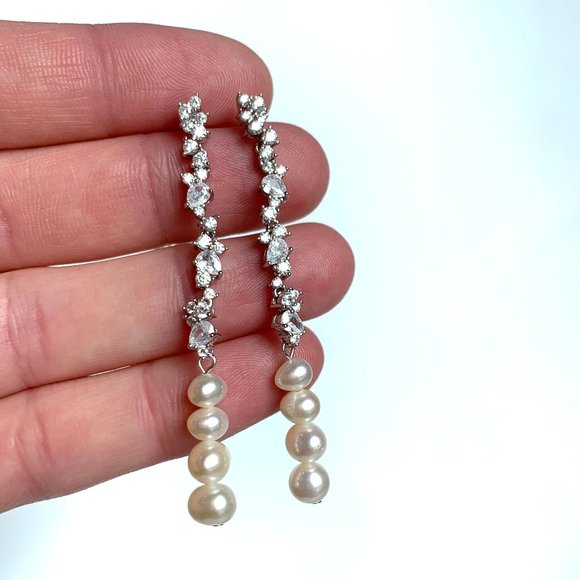 NEW~ Anthropologie SHASHI "Kalista or Celeste" Crystal & Pearl Drop Earrings - Picture 12 of 12
